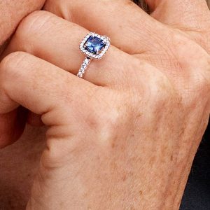 Sparkling Square Blue Halo Ring Sterling silver