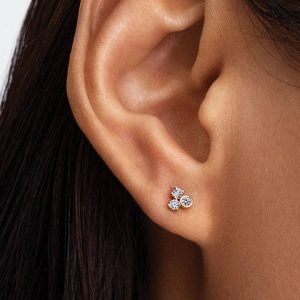 Pandora Era Lab-Grown Diamond Cluster Stud Earrings 0.19 ct TW, 14k gold