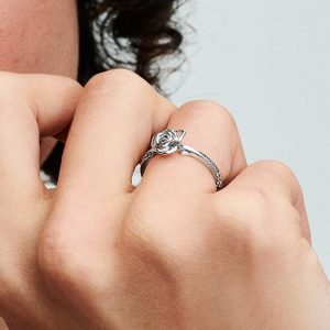 Rose in Bloom Ring Sterling silver