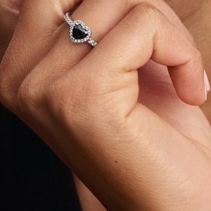 Elevated Black Heart Ring Sterling silver