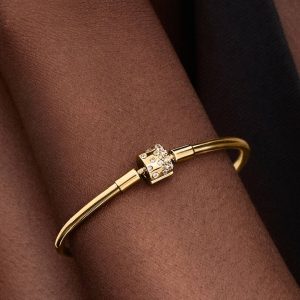 FINAL SALE - Sparkling Barrel Clasp Bangle 14k gold plating
