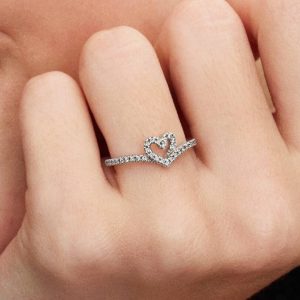 Sparkling Wishbone Heart Ring Sterling silver