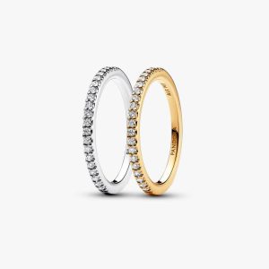 Classic Sparkling Band Ring Set 2 Quantity