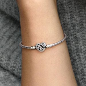 Pandora Moments Family Tree Heart Clasp Snake Chain Bracelet Sterling silver