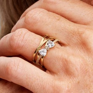 Sparkling Bow & Crossover Band Ring 14k gold plating