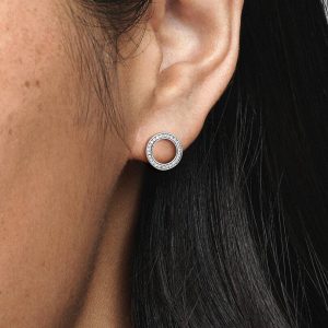 Sparkling Circle Stud Earrings Sterling silver