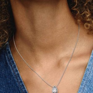 Sparkling Pear Halo Collier Necklace Sterling silver