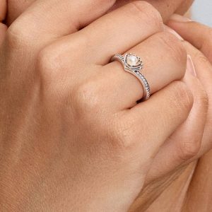 Disney Princess Ariel Shell Treated Freshwater Cultured Pearl Ring Sterling silver