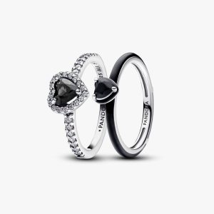 Black Hearts Ring Set 2 Quantity