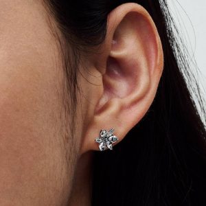 Sparkling Herbarium Cluster Stud Earrings Sterling silver