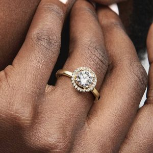 Sparkling Round Halo Ring 14k gold plating