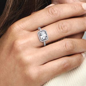 Rectangular Sparkling Halo Ring Sterling silver