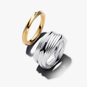 Two-Tone Twists & Turns Ring Set 2 Quantity