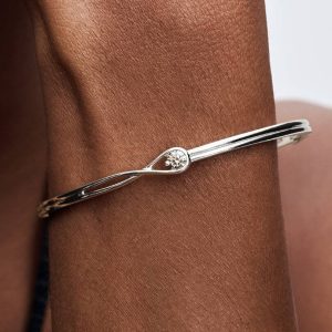 FINAL SALE - Pandora Infinite 14k White Gold Lab-grown Diamond Bangle 0.25 ct TW, 14k white gold