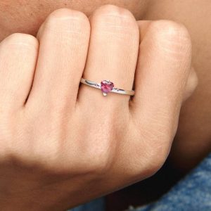 Sparkling Red Heart Ring Sterling silver