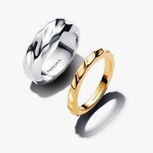 Two-Tone Ripple Effect Ring Set 2 Quantity